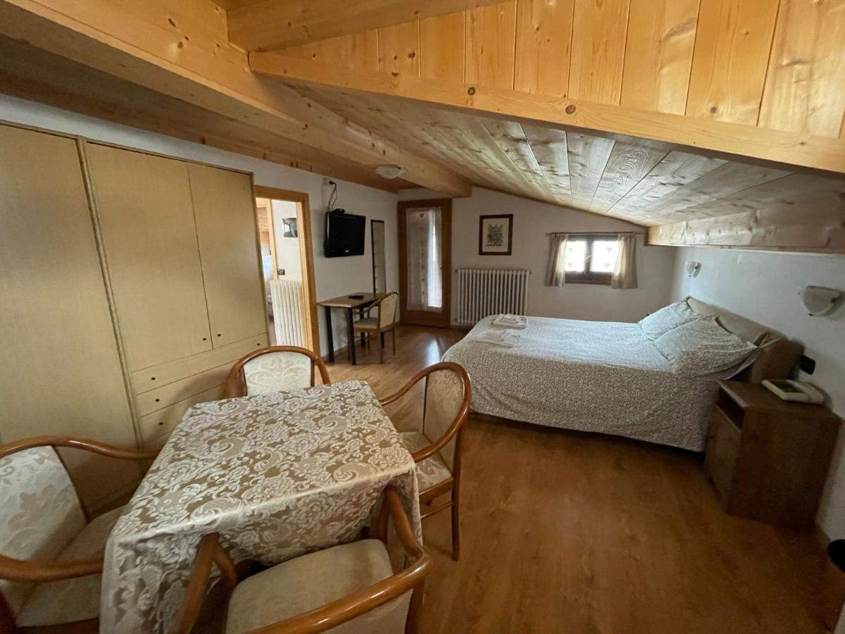Ambassador Rooms In Bormio, Solo Camera Senza Colazione Dış mekan fotoğraf