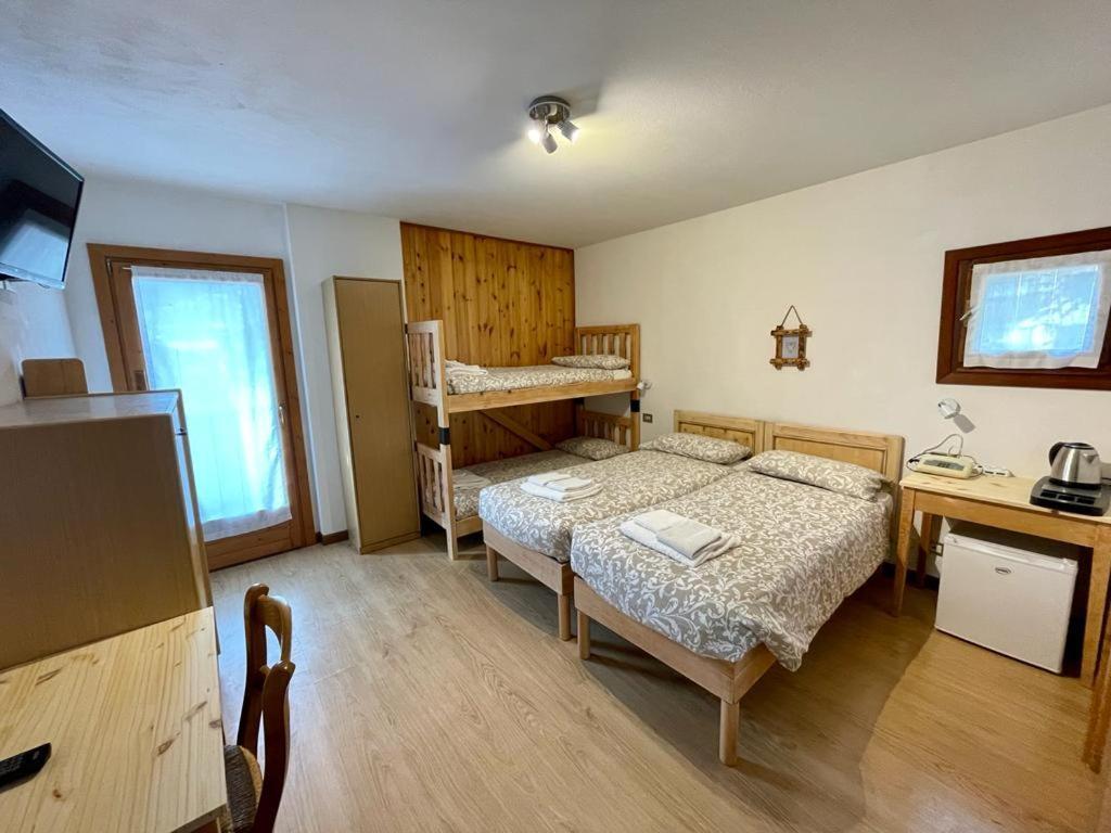 Ambassador Rooms In Bormio, Solo Camera Senza Colazione Dış mekan fotoğraf
